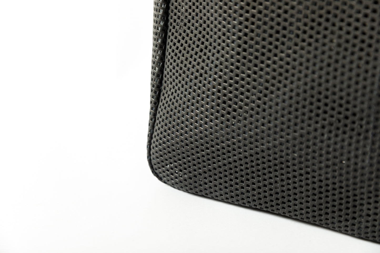AMIACALVA A190 WASHED LEATHER MESH TOTE (L) - Black