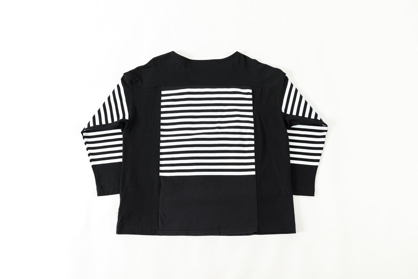CHANGES CH1055 Remake Border Long Sleeve T - Black Type A