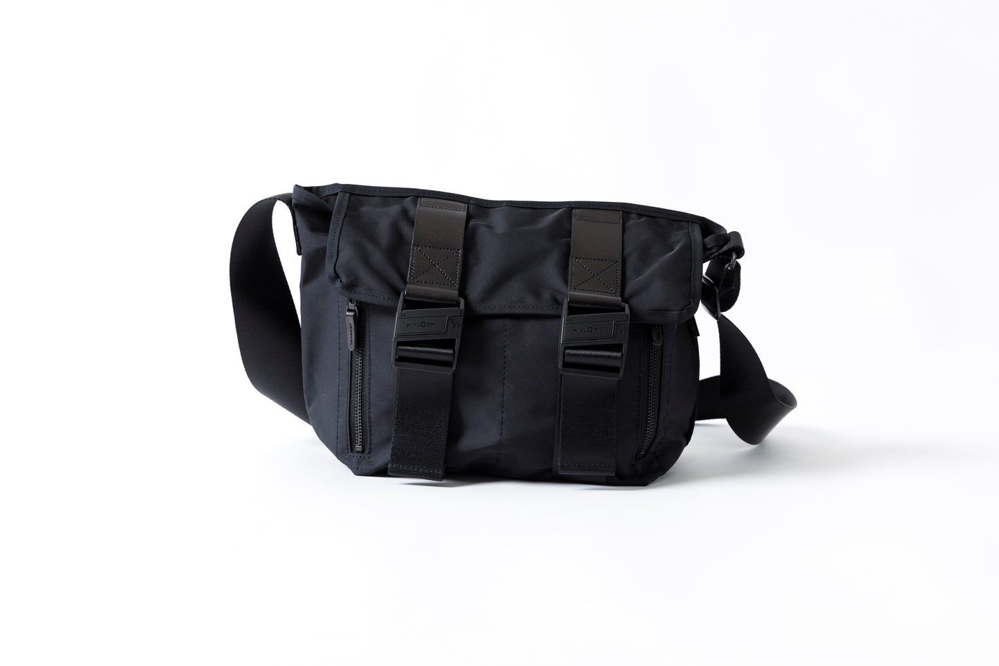 AMIACALVA F036 GABARDINE MESSENGER BAG - Size S / BLACK
