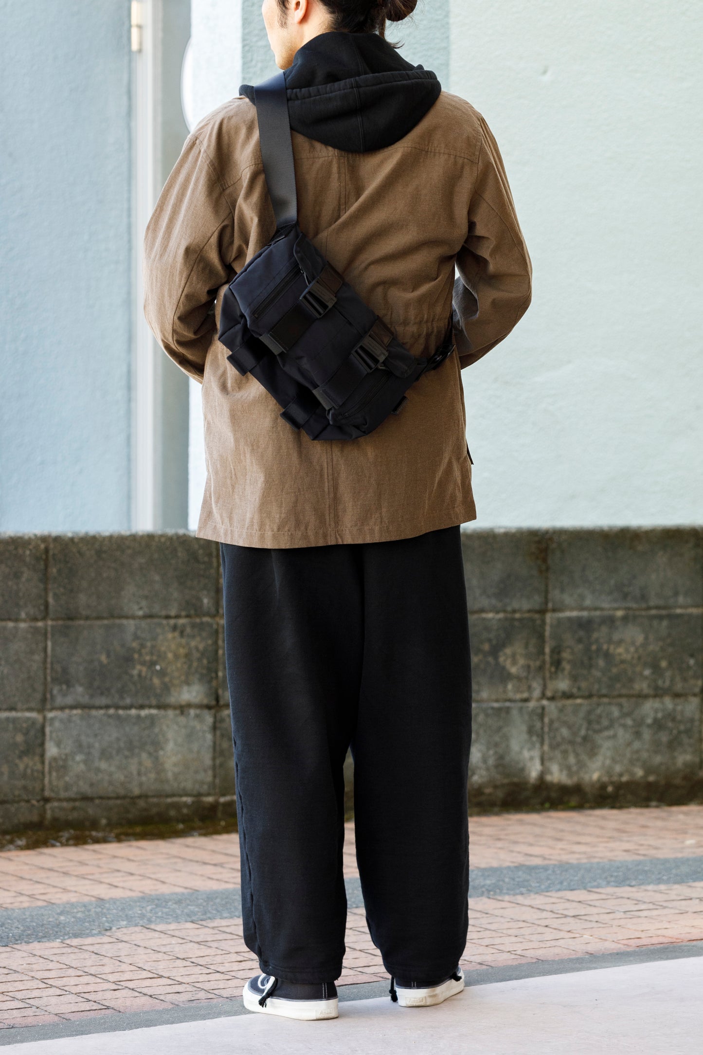 AMIACALVA F036 GABARDINE MESSENGER BAG - Size S / BLACK