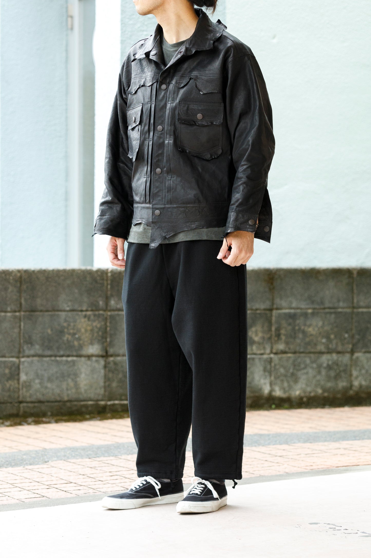 WONDER ROOM WWH-003 "WHALE" Sweat Slacks - Black