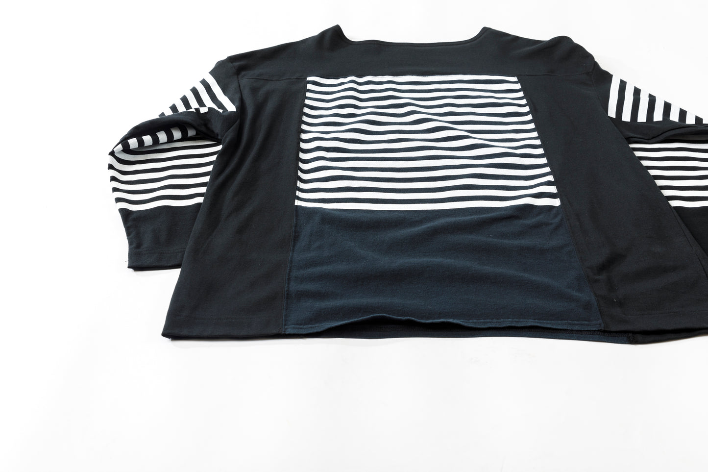 CHANGES CH1055 Remake Border Long Sleeve T - Black Type B