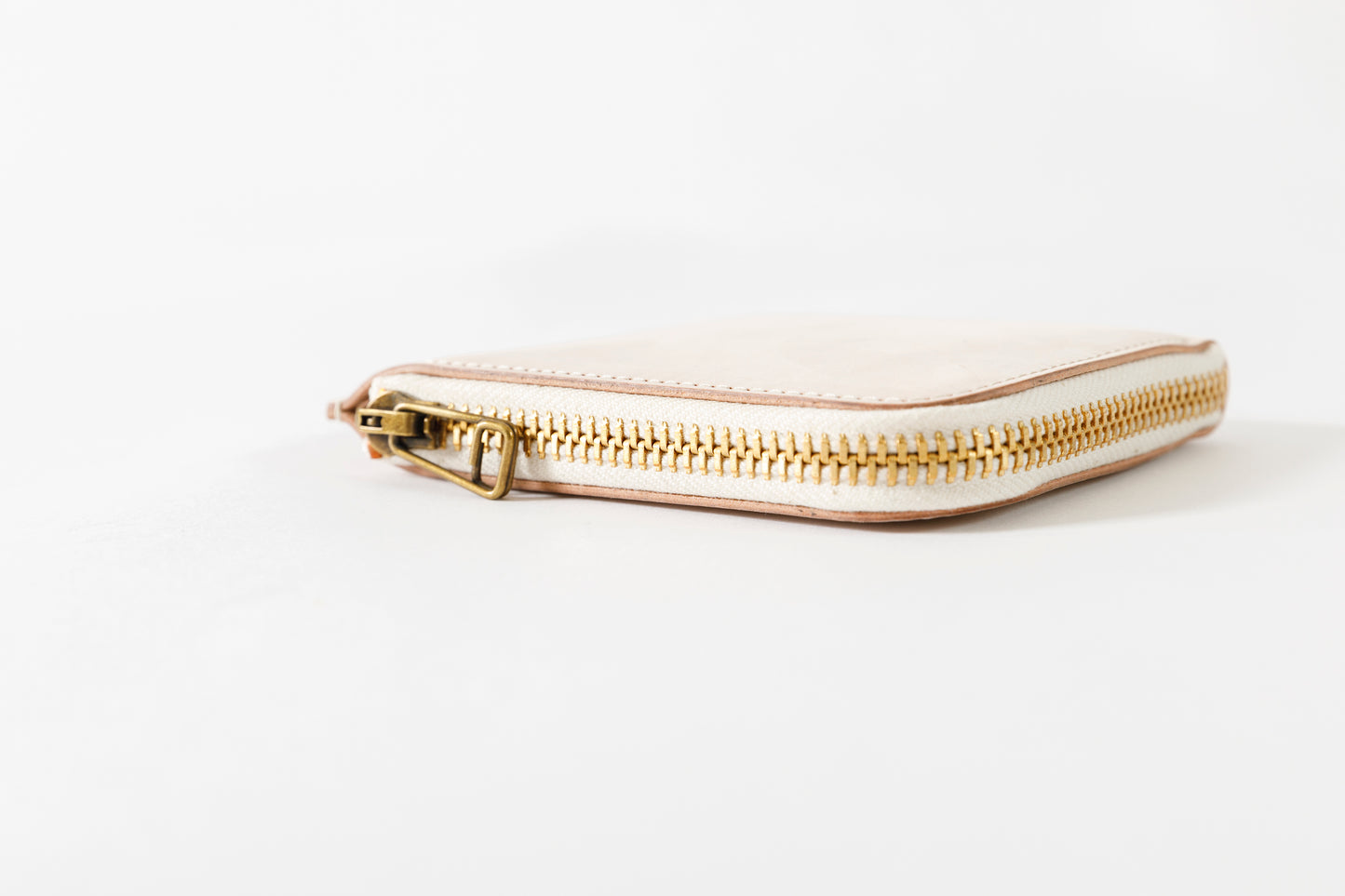 AMIACALVA AK043 CORDOVAN SHORT WALLET - Natural