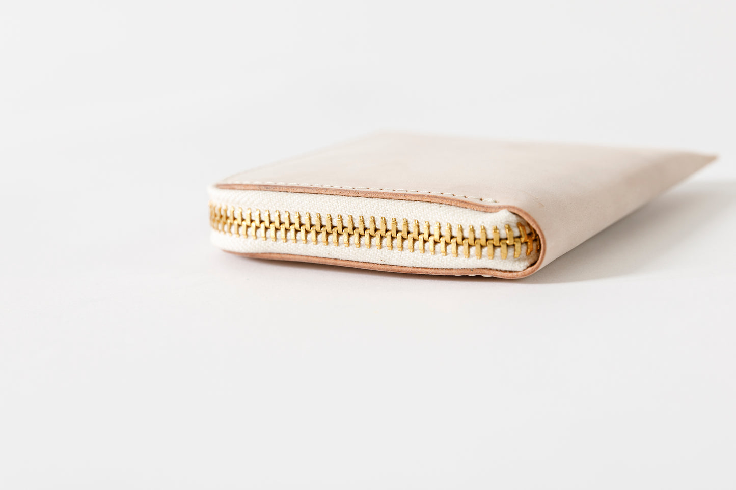 AMIACALVA AK043 CORDOVAN SHORT WALLET - Natural