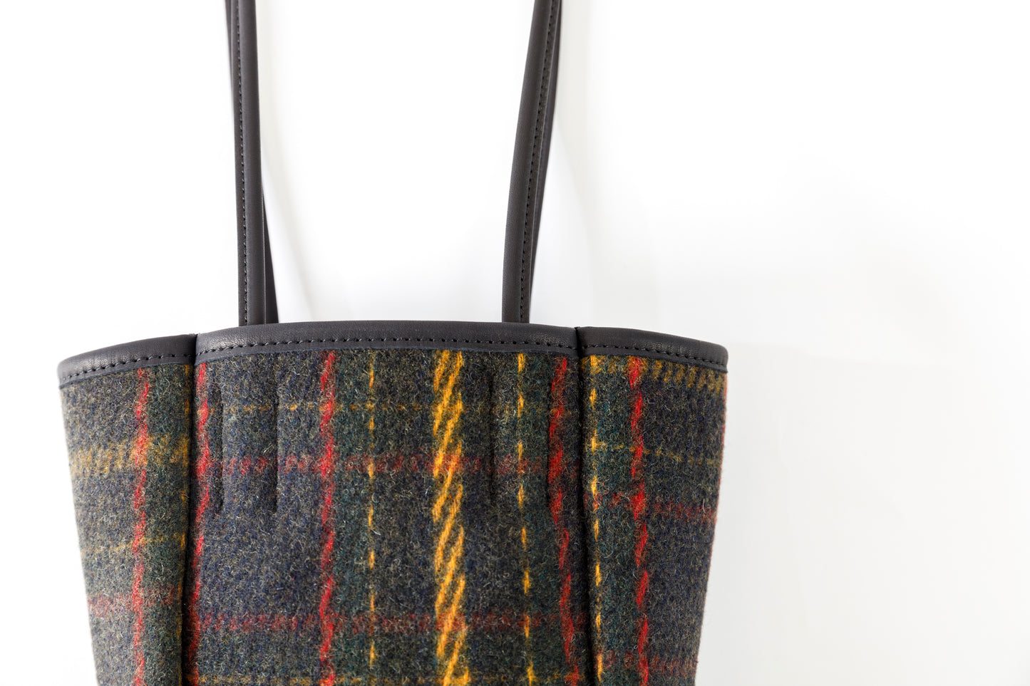 AMIACALVA A202 OILED COTTON WOOL TOTE (S) - PLAID