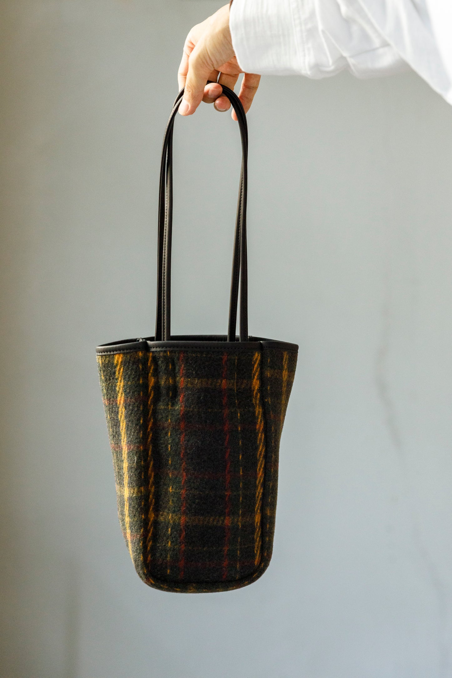 AMIACALVA A202 OILED COTTON WOOL TOTE (S) - PLAID