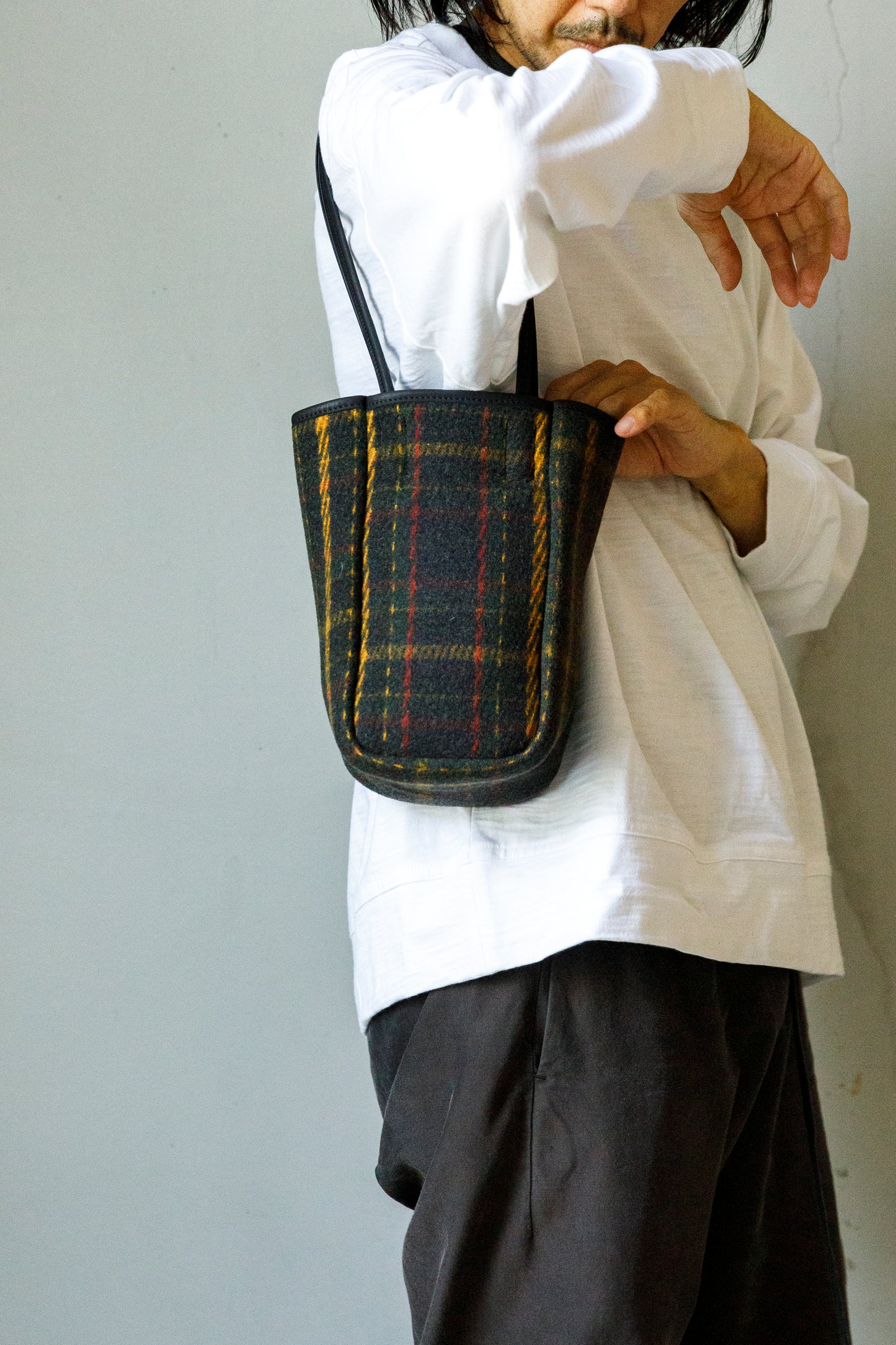 AMIACALVA A202 OILED COTTON WOOL TOTE (S) - PLAID