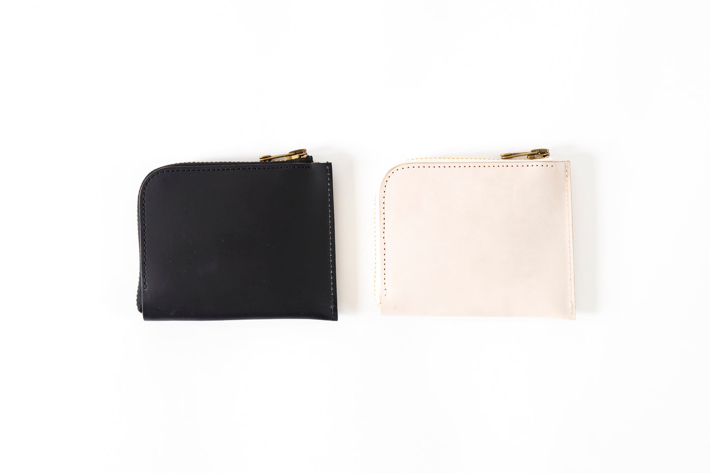 AMIACALVA AK043 CORDOVAN SHORT WALLET - Black