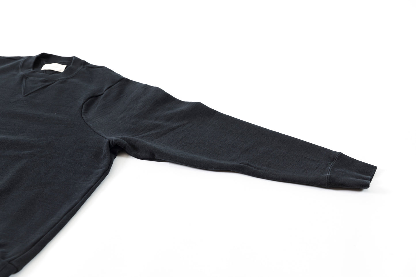 WONDER ROOM WWH-002 "WHALE" Crewneck Sweat - Black