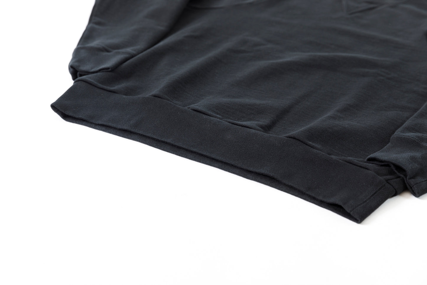WONDER ROOM WWH-002 "WHALE" Crewneck Sweat - Black