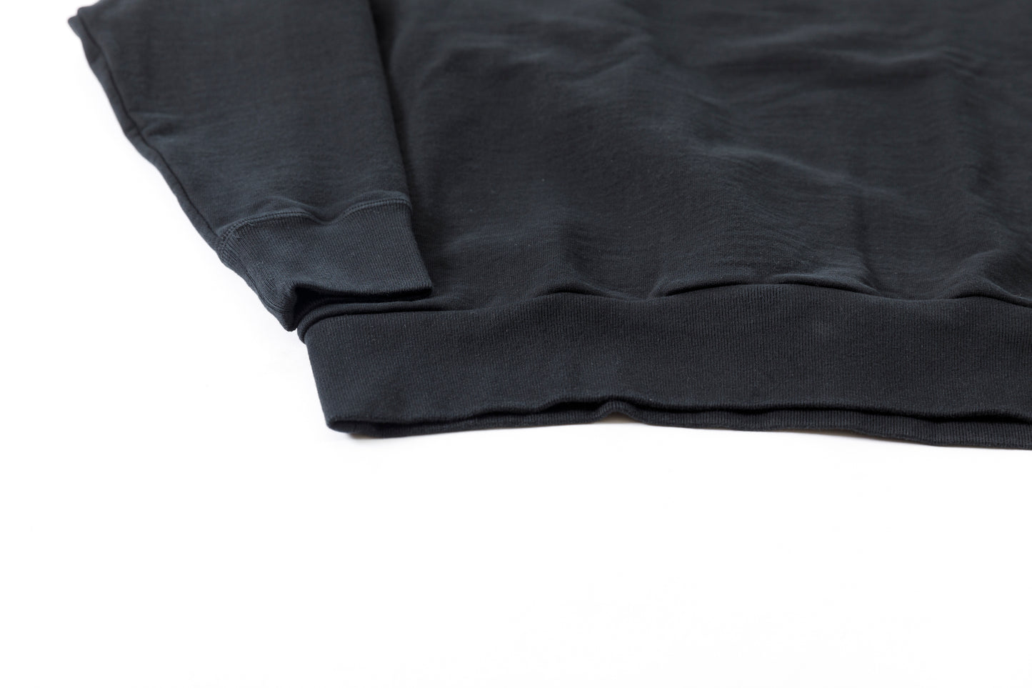 WONDER ROOM WWH-002 "WHALE" Crewneck Sweat - Black