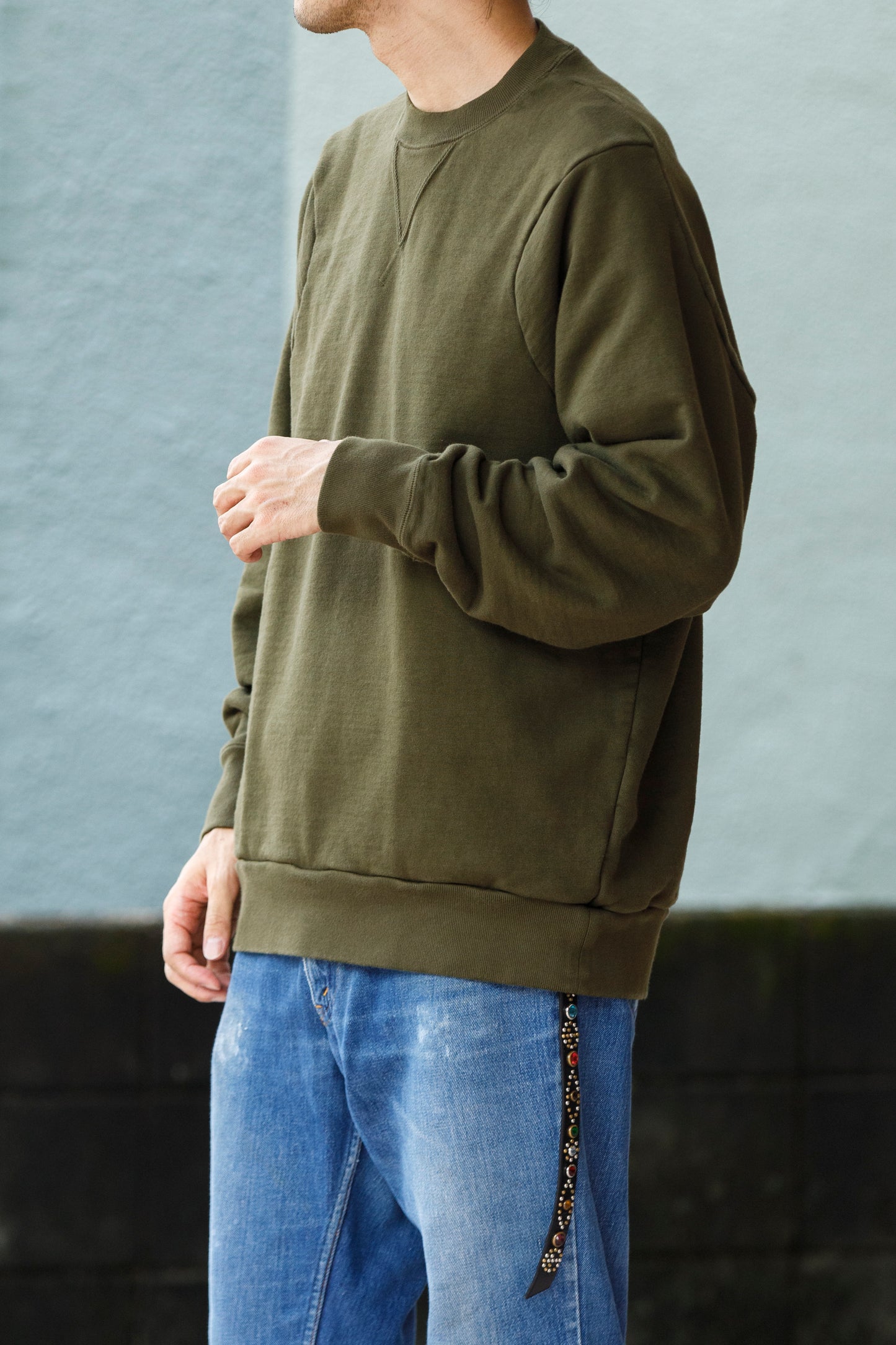 WONDER ROOM WWH-002 "WHALE" Crewneck Sweat - Olive