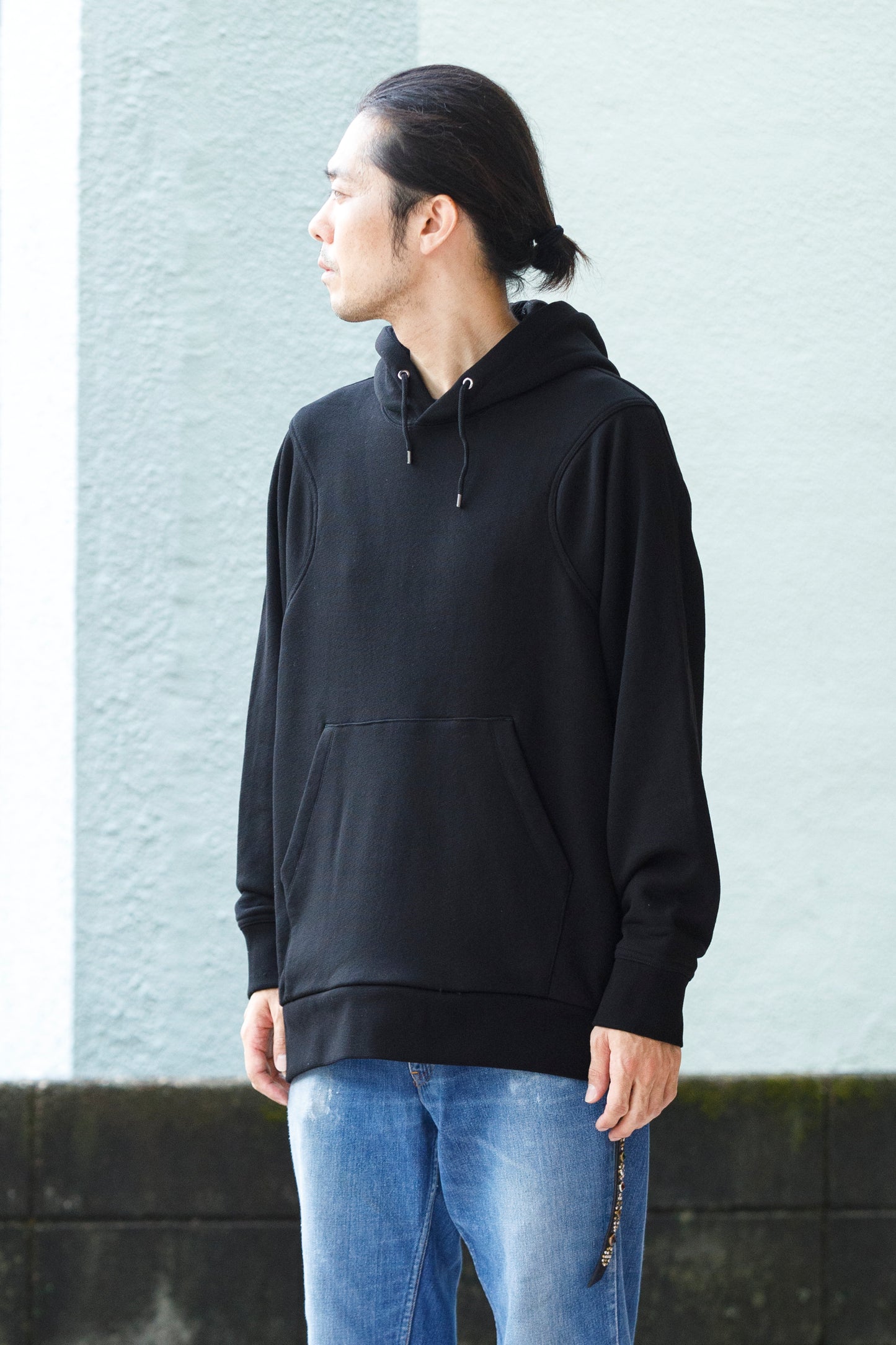 WONDER ROOM / WEG-001 "EGG" Double pocket hoodie - Black