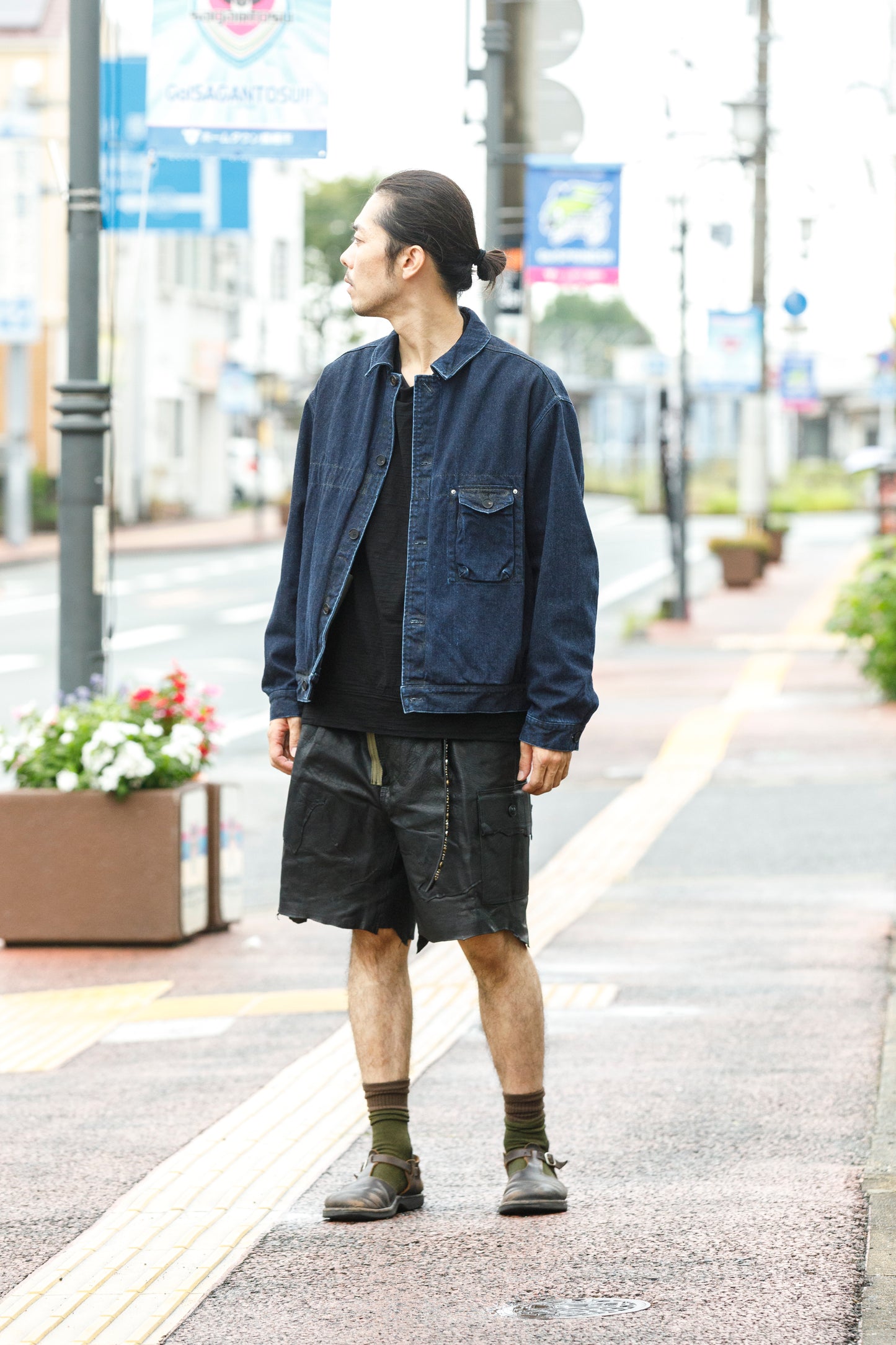 NULABEL / 522-204 URUSHI COATED DENIM TRUCKER JACKET - COAL BLACK
