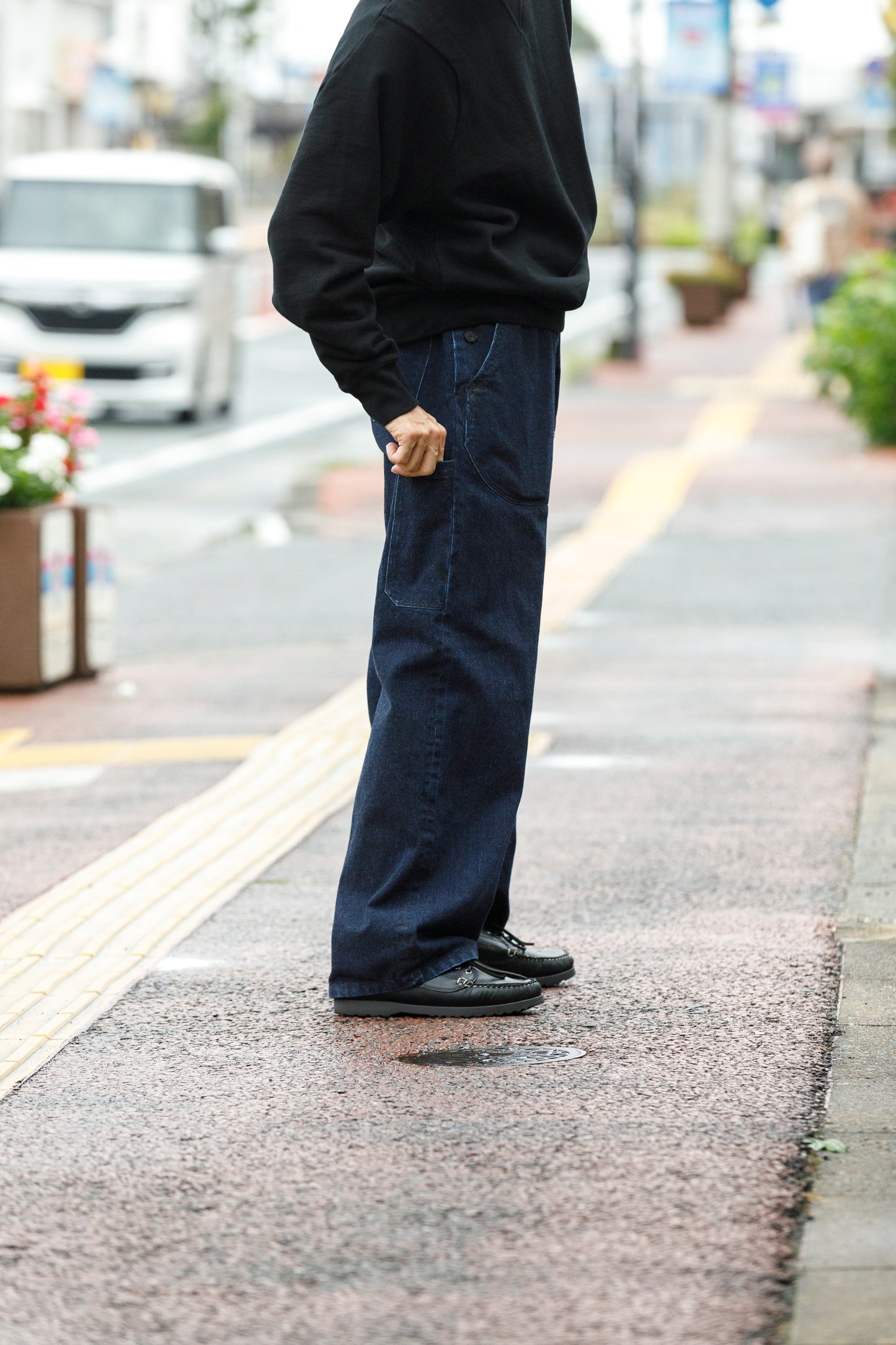 NULABEL / 522-701 URUSHI COATED DENIM TROUSERS - COAL BLACK