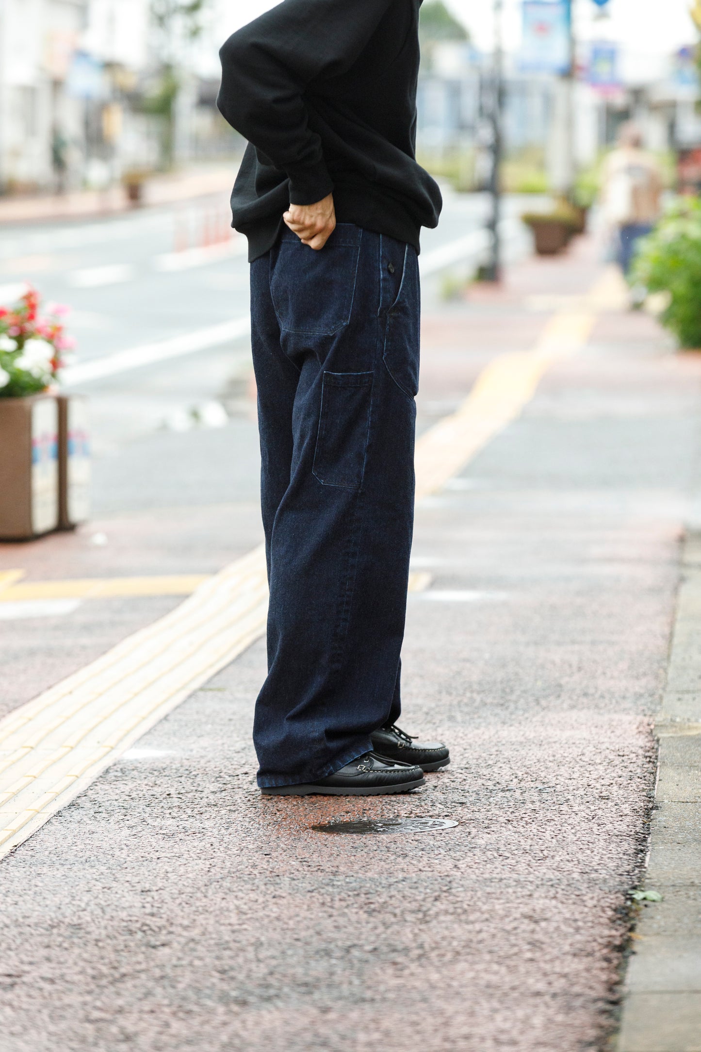 NULABEL / 522-701 URUSHI COATED DENIM TROUSERS - COAL BLACK