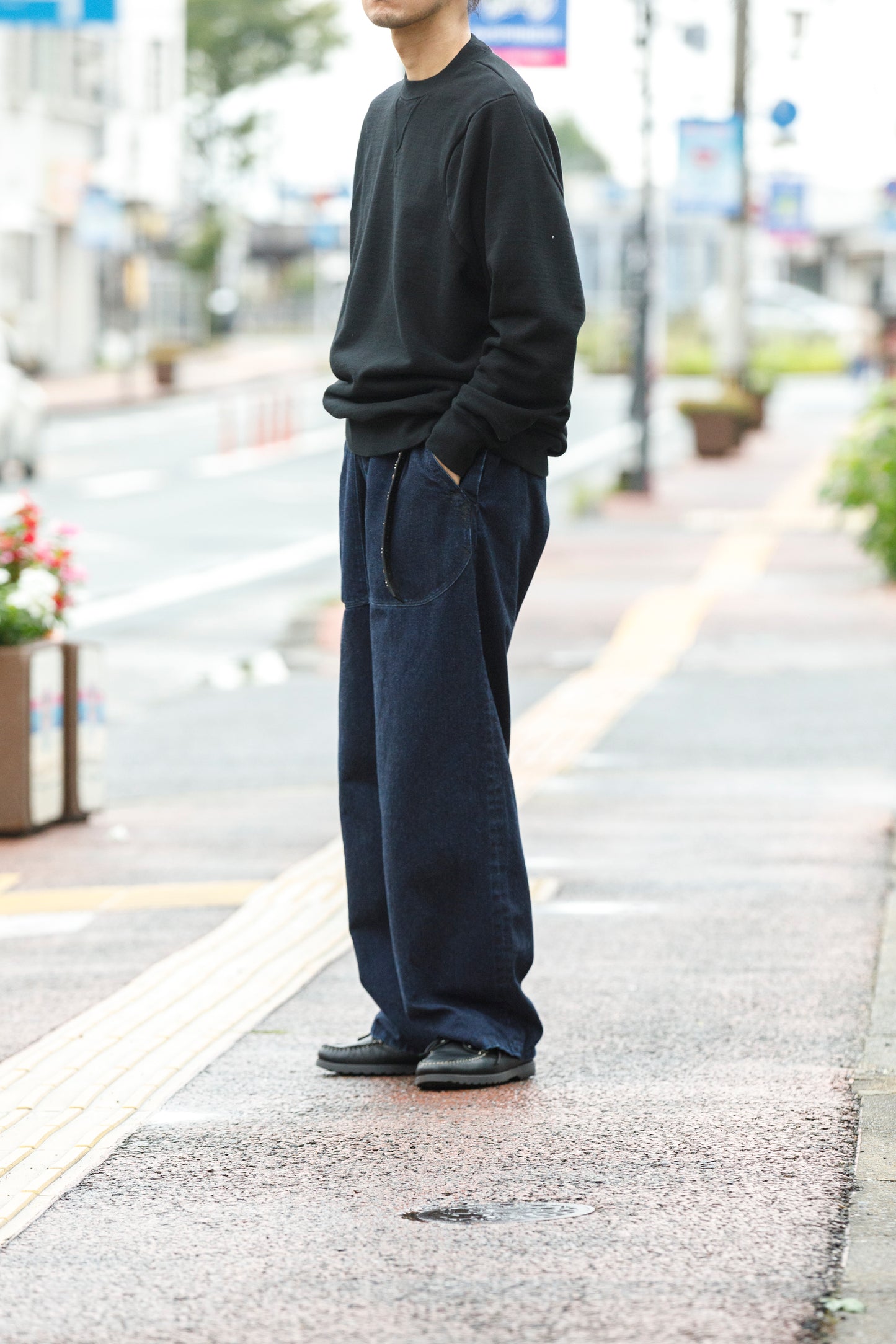 NULABEL / 522-701 URUSHI COATED DENIM TROUSERS - COAL BLACK
