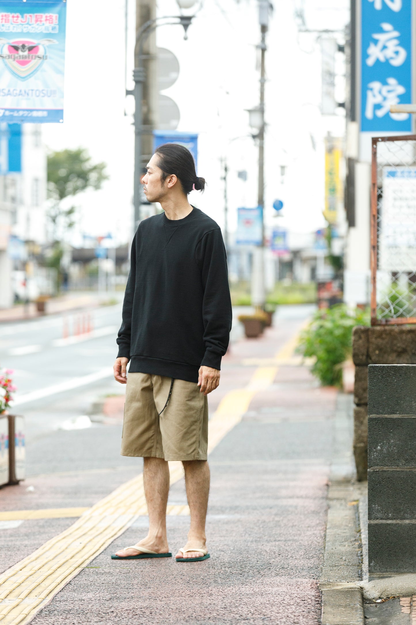 WONDER ROOM WWH-002 "WHALE" Crewneck Sweat - Black