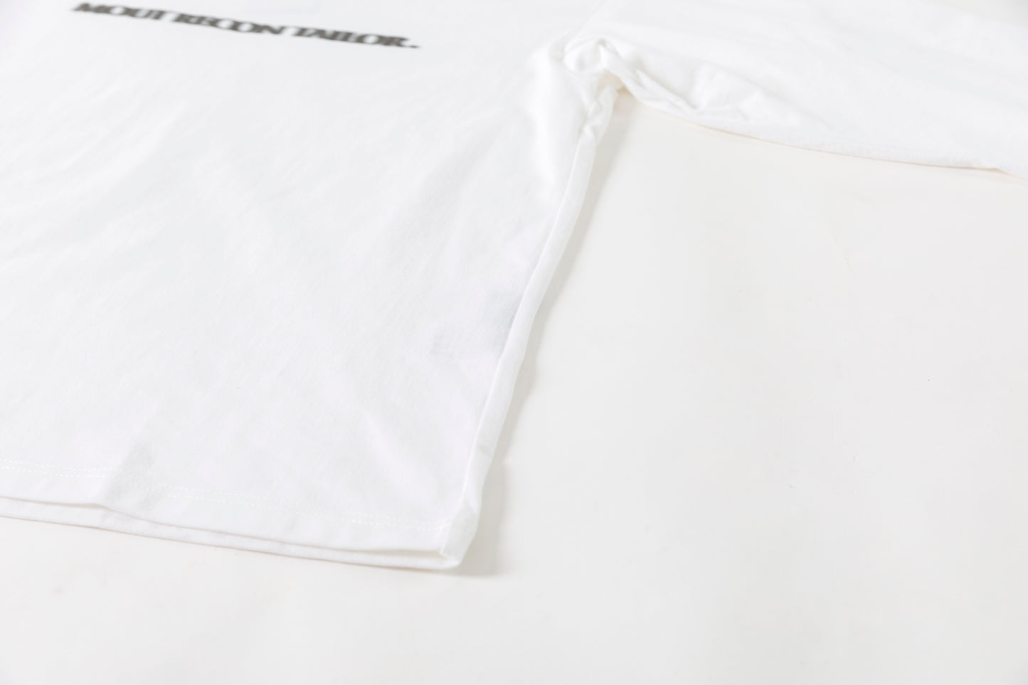 MOUT RECON TAILOR / MT1810 BLUR LOGO LONG SLEEVE T-SHIRT - White
