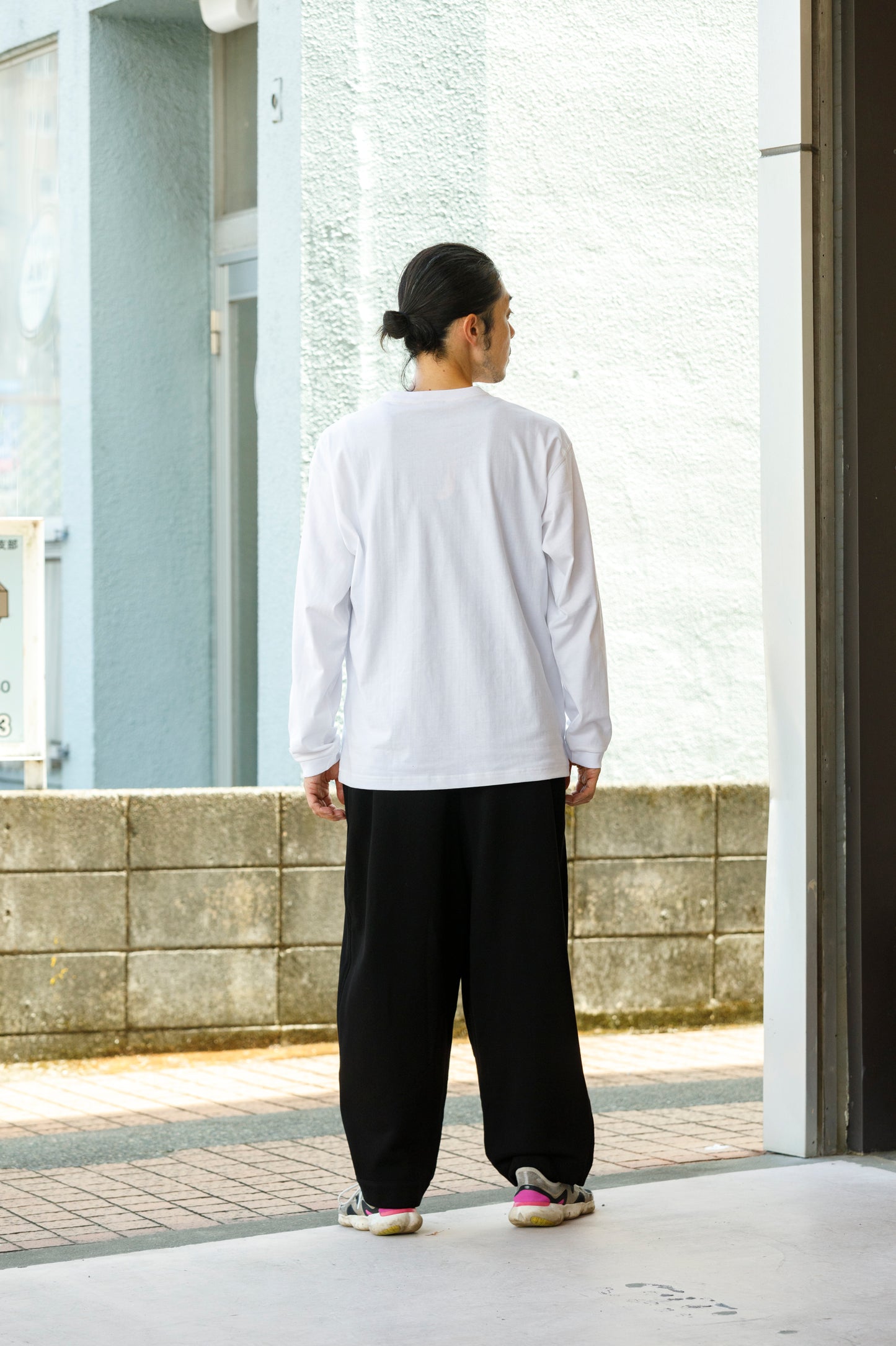 MOUT RECON TAILOR / MT1810 BLUR LOGO LONG SLEEVE T-SHIRT - White