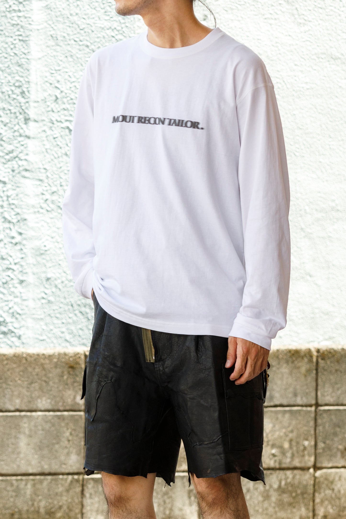 MOUT RECON TAILOR / MT1810 BLUR LOGO LONG SLEEVE T-SHIRT - White