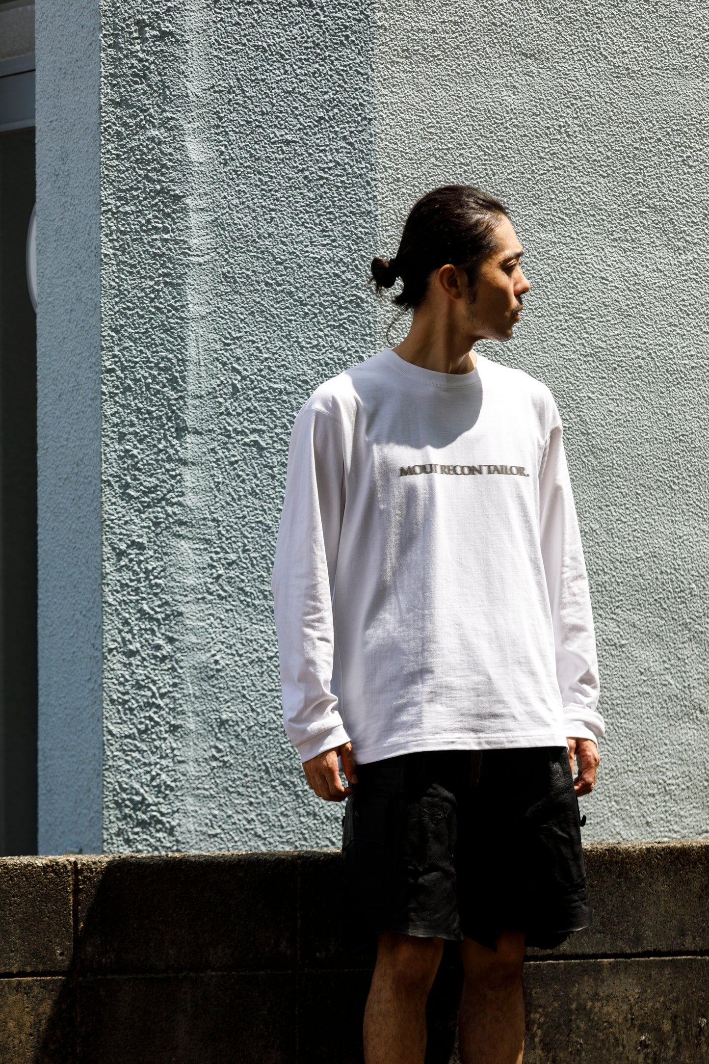 MOUT RECON TAILOR / MT1810 BLUR LOGO LONG SLEEVE T-SHIRT - White