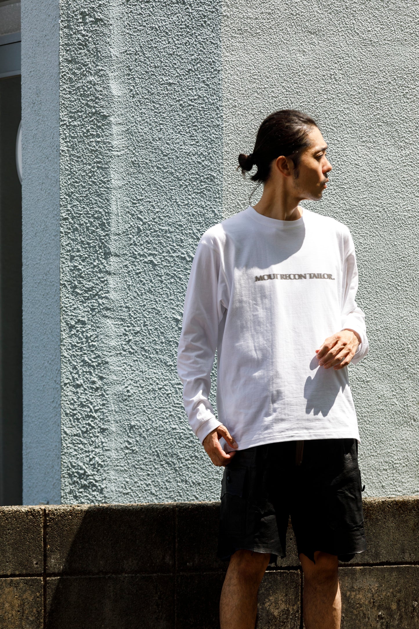 MOUT RECON TAILOR / MT1810 BLUR LOGO LONG SLEEVE T-SHIRT - White