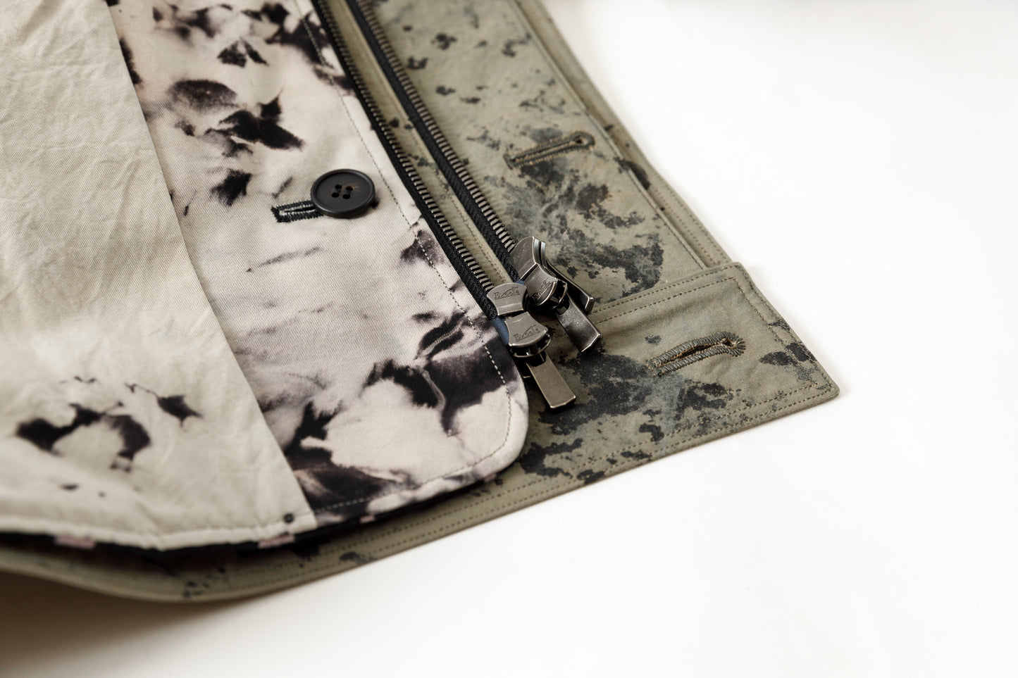 山内 25221 / 3wayシールドコットン・ジップジャケット - khaki × arimatsu black
