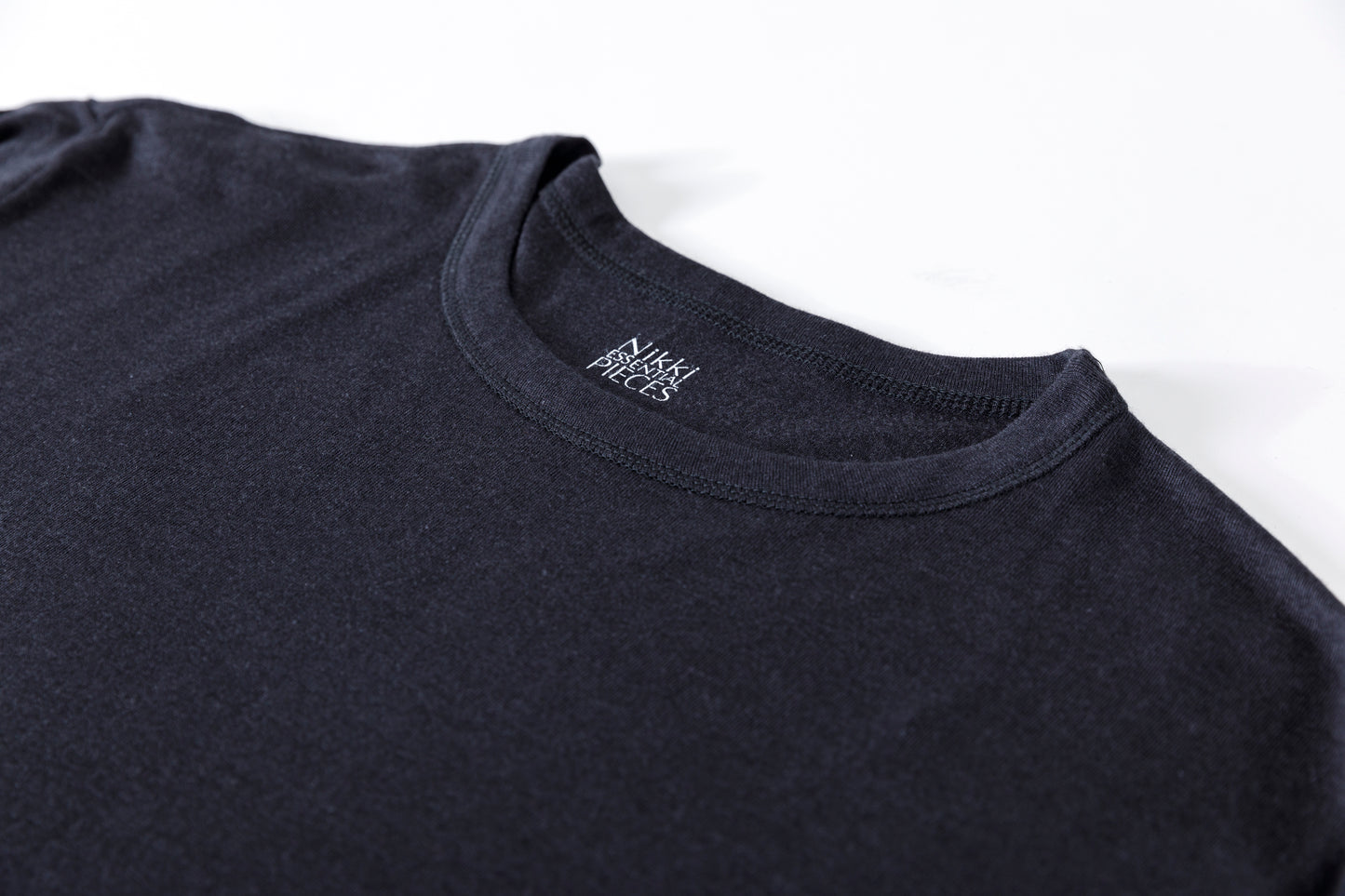 Nikki ESSENTIAL PIECE / Wool Silk Fraise Stitch Jersey Crewneck(Unisex) - Chacoal