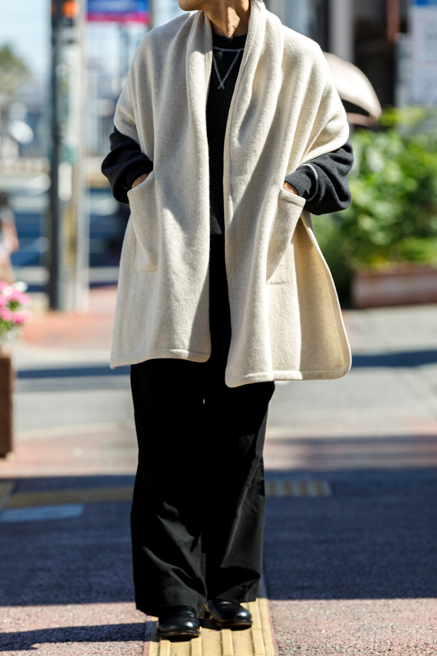 Nikki ESSENTIAL PIECE / Felting Wool Over Stole - White×Beige