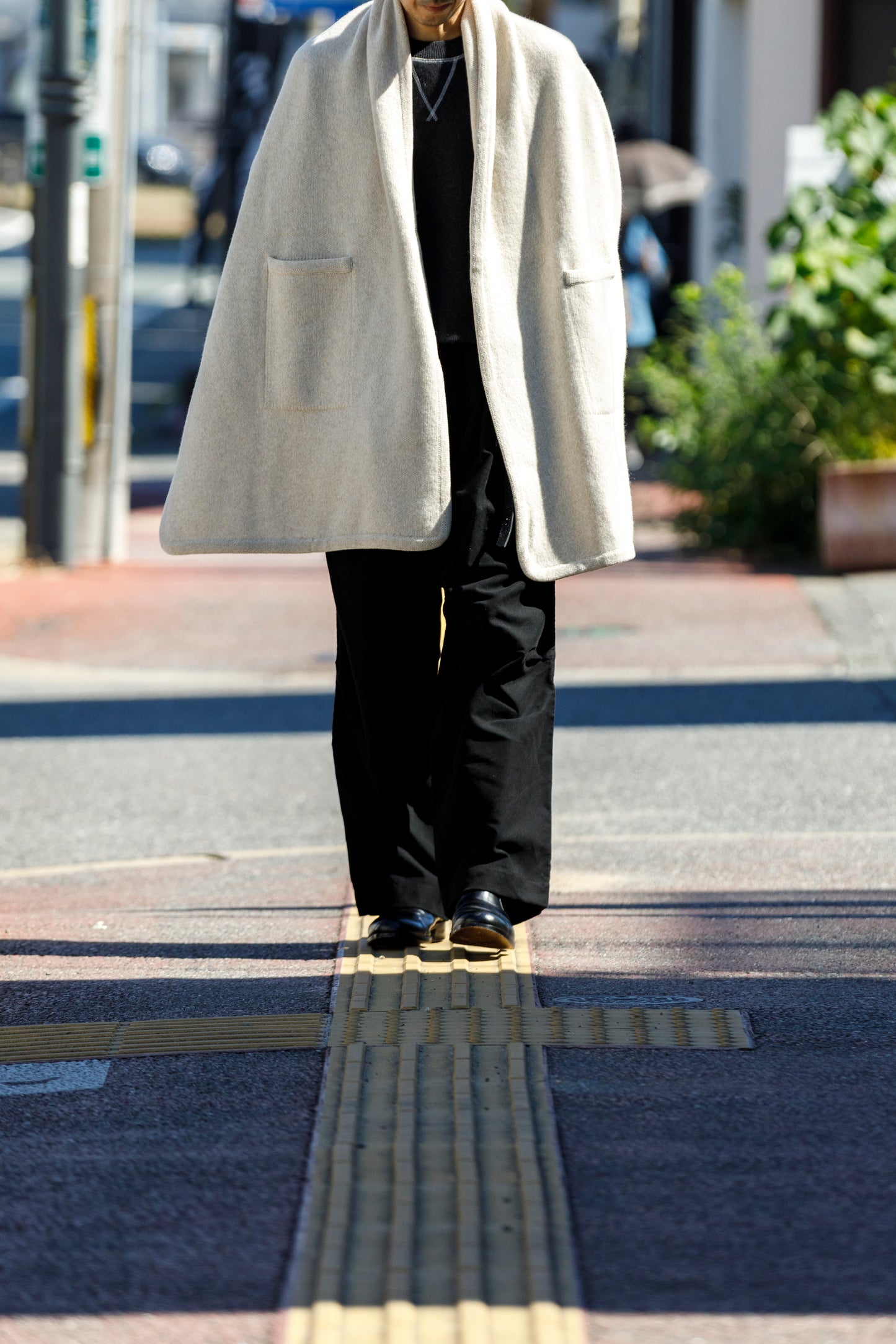 Nikki ESSENTIAL PIECE / Felting Wool Over Stole - White×Beige