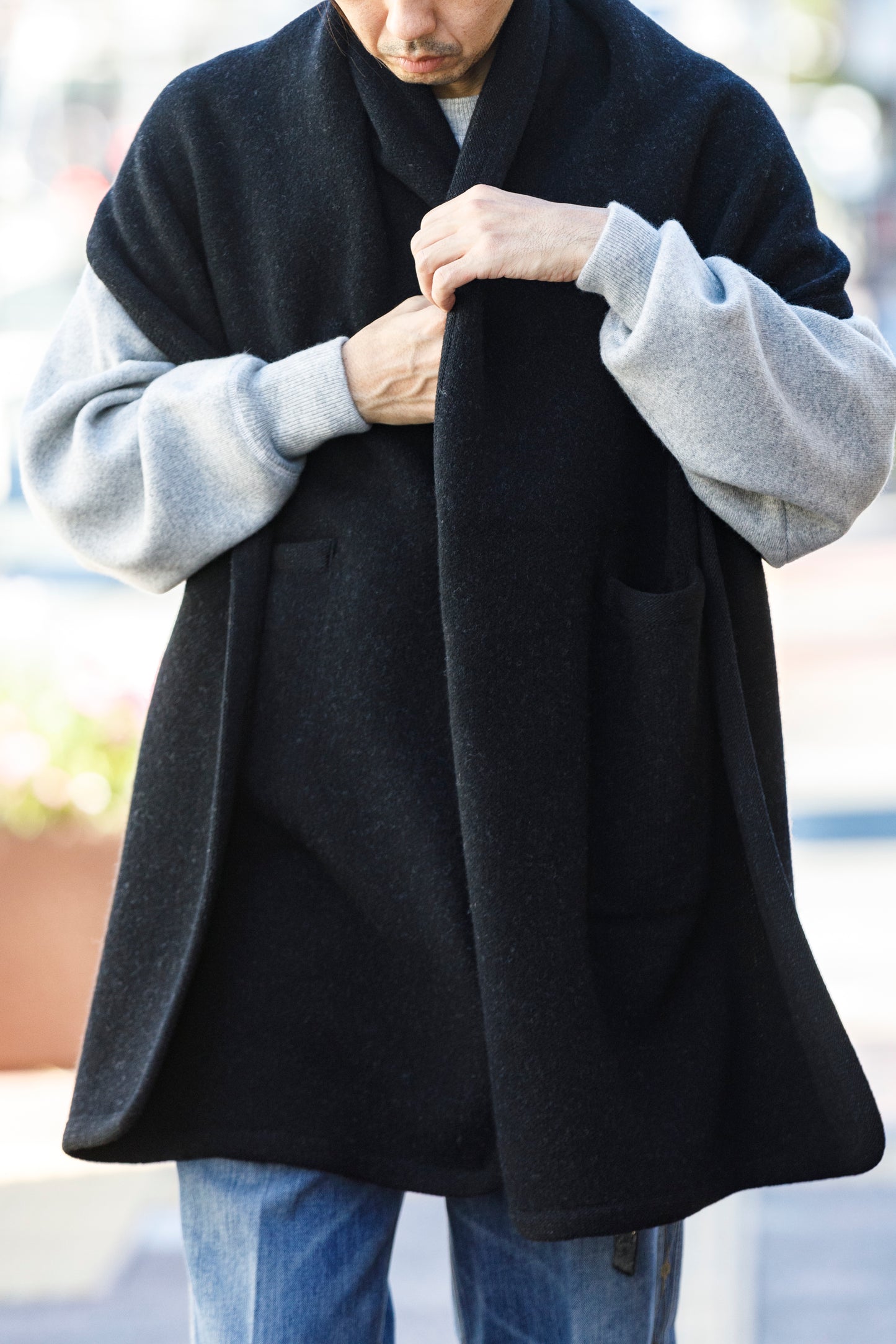 Nikki ESSENTIAL PIECE / Felting Wool Over Stole - Chacoal