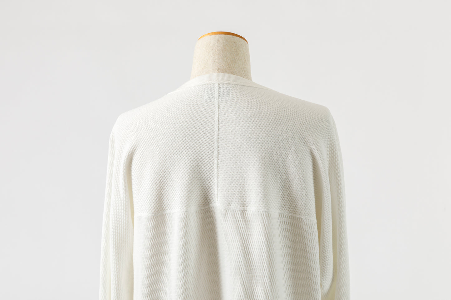 CHANGES / CH1079 THERMAL TEE - White