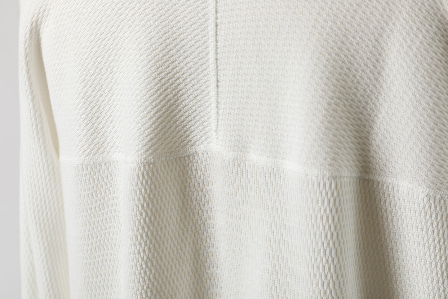 CHANGES / CH1079 THERMAL TEE - White