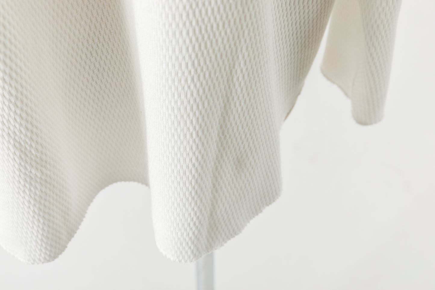 CHANGES / CH1079 THERMAL TEE - White