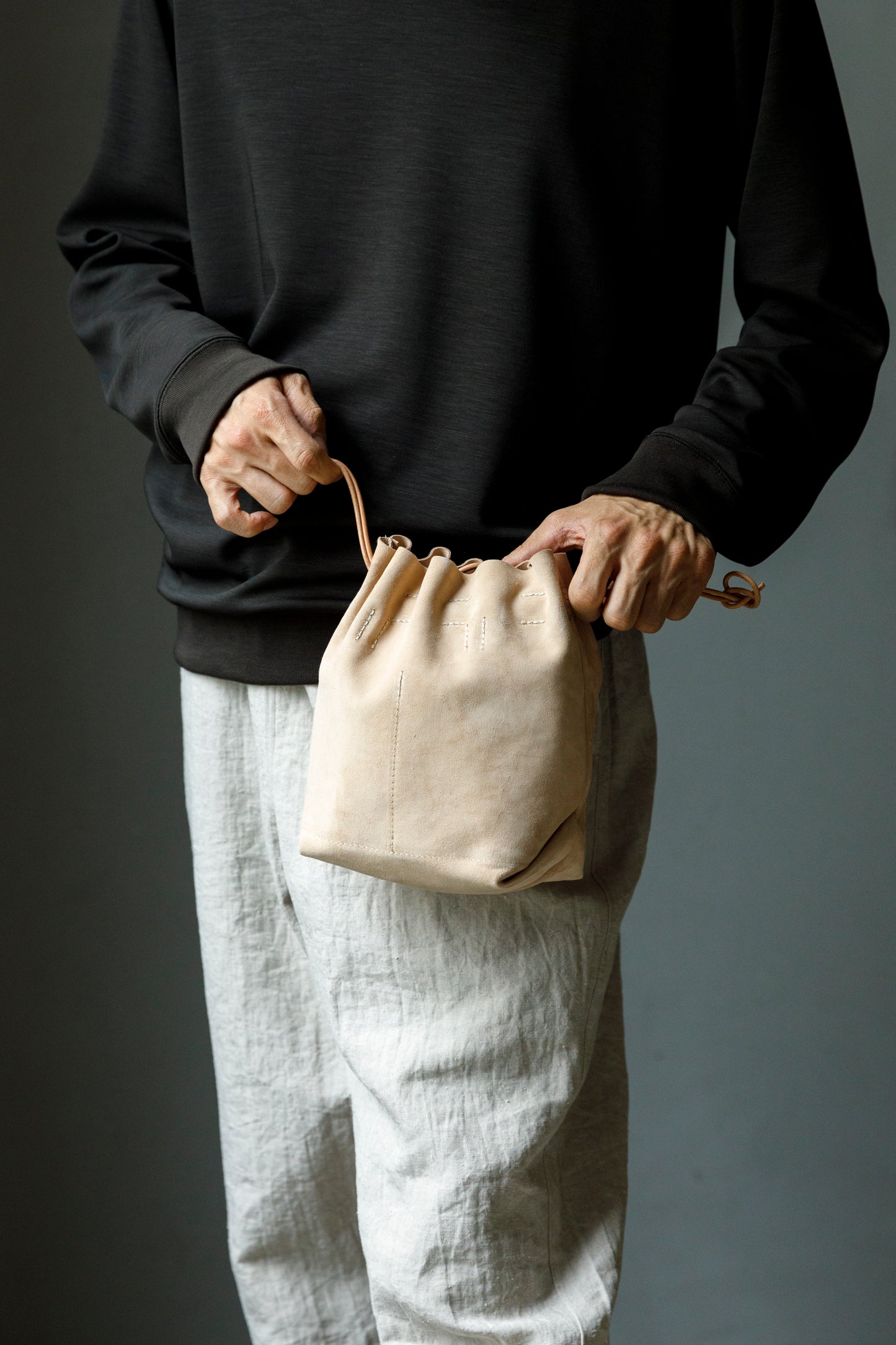 AMIACALVA A159 CALF SCARECROW TOTE(XS) - Natural
