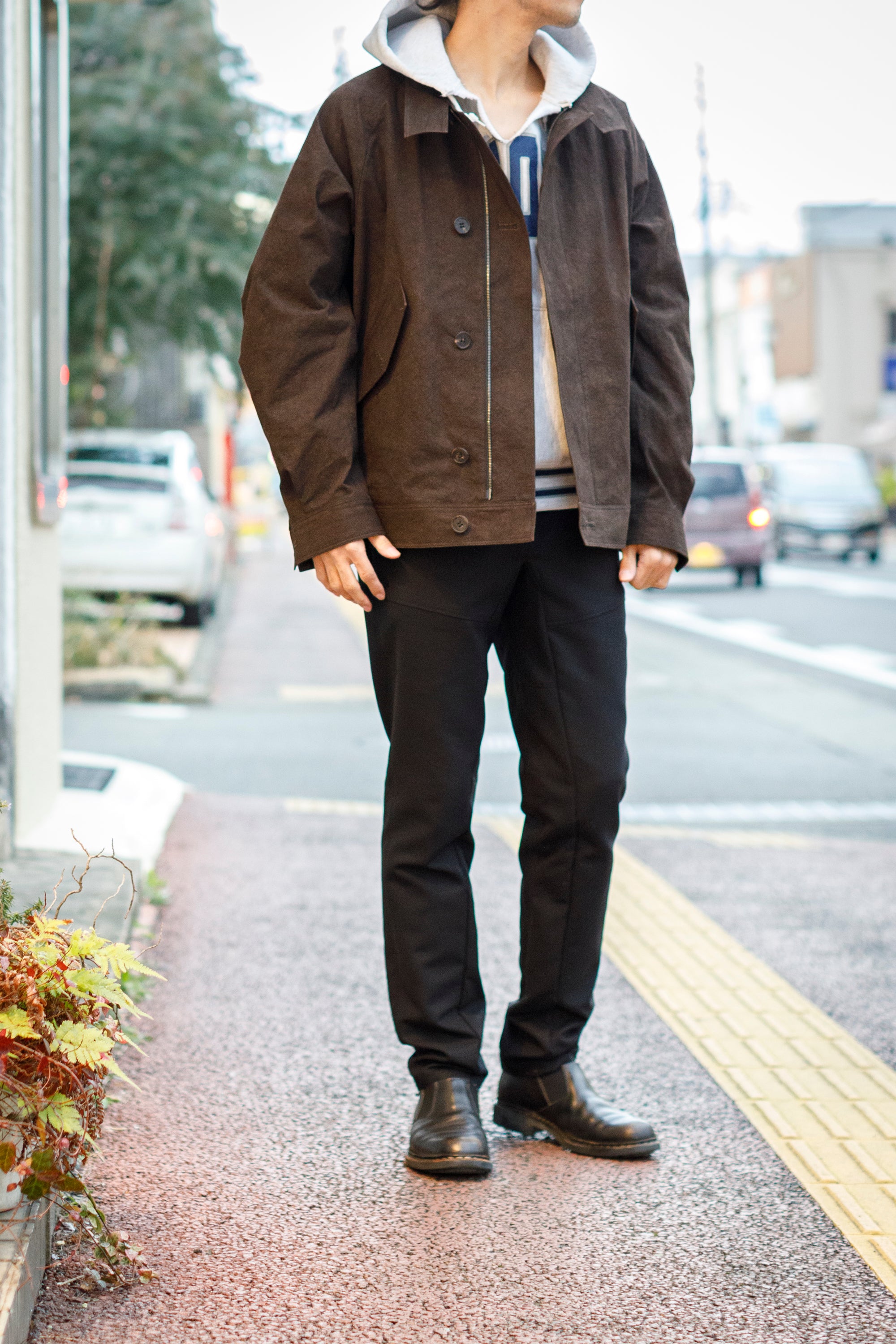 山内 yc67-241-black 超強撚2重織コットン・立体切り替パンツ