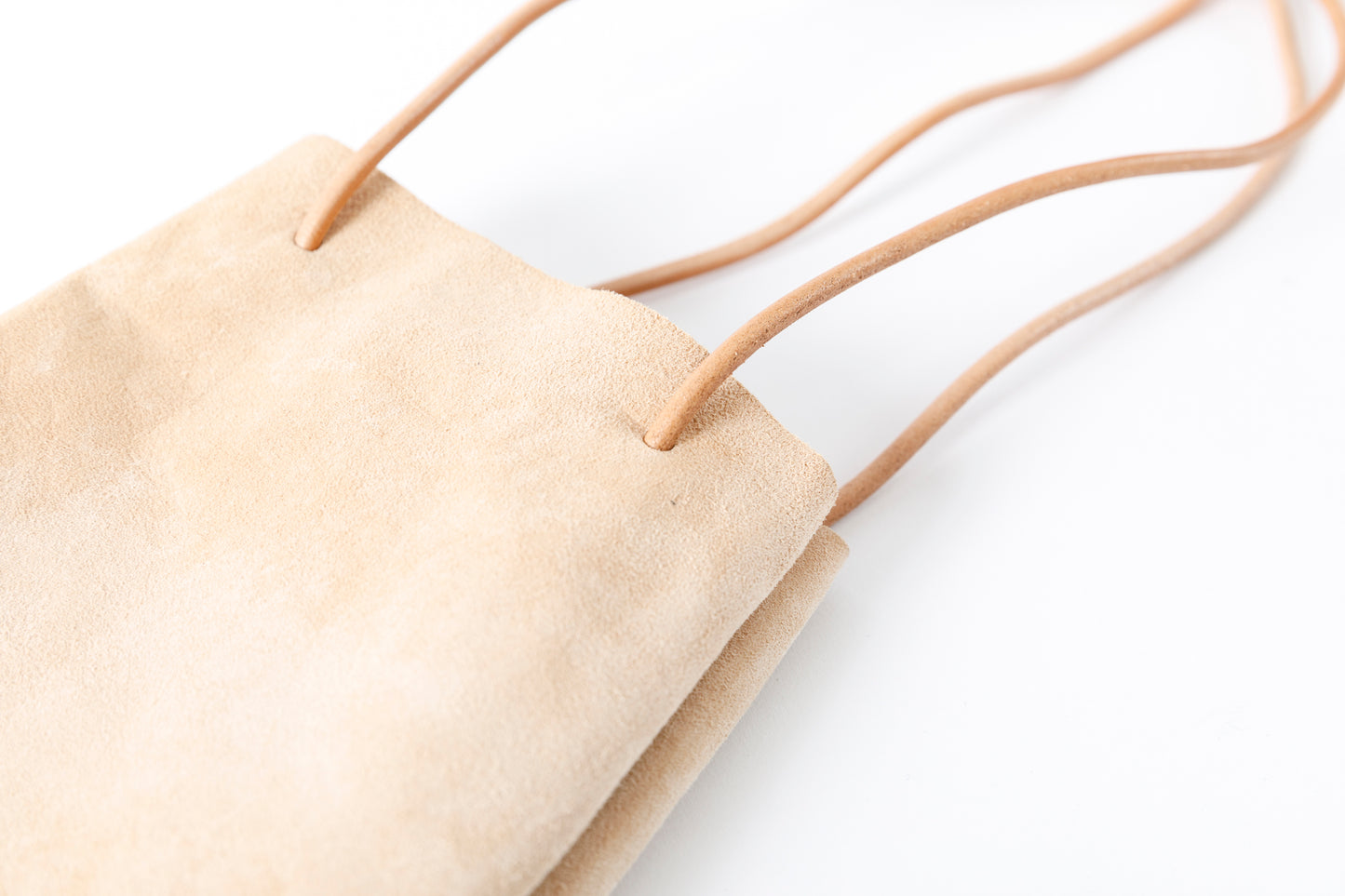 AMIACALVA A015 Calf Drawstring bag(M) - Natural