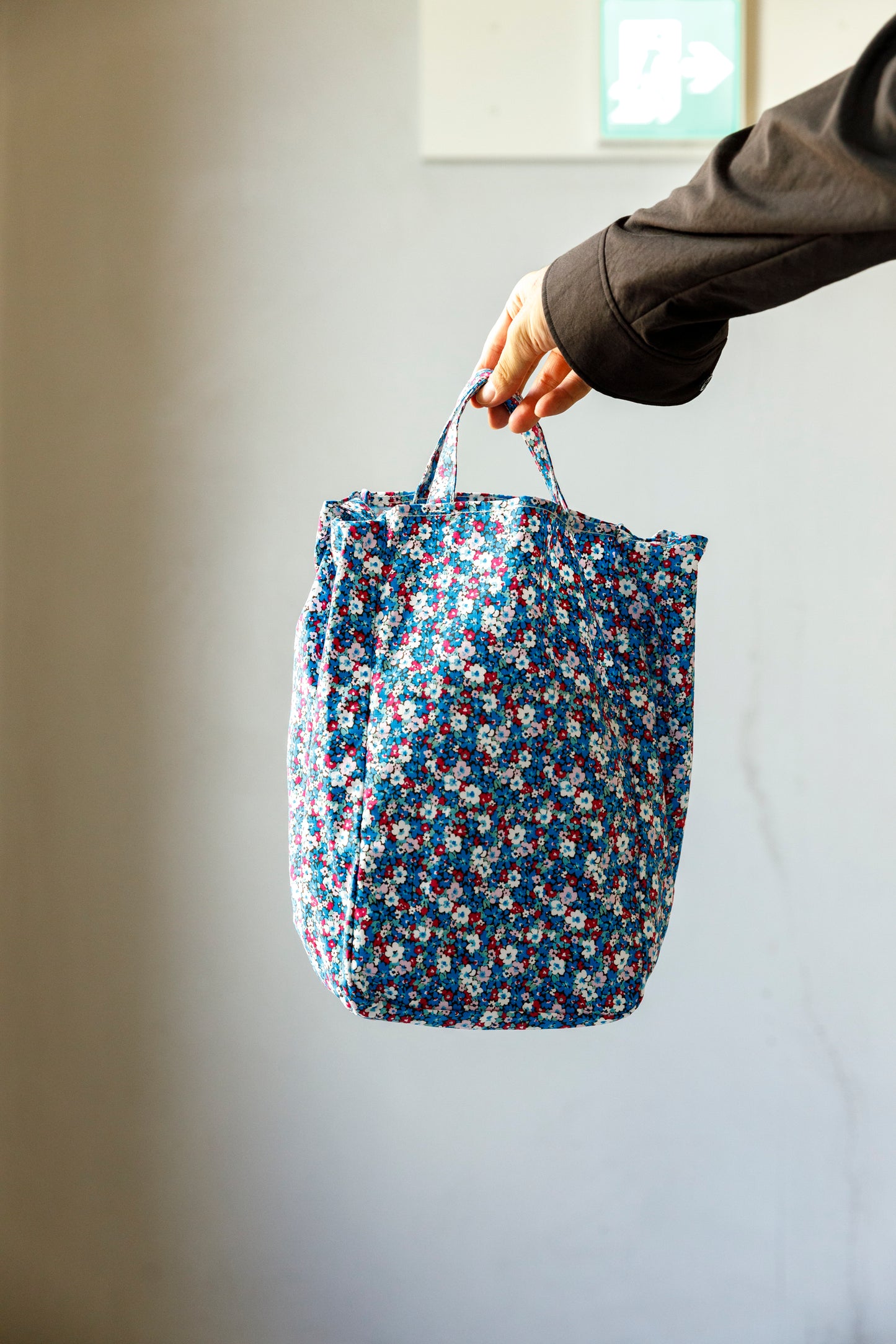 AMIACALVA F130 Eazy bag (M) - Floral Blue