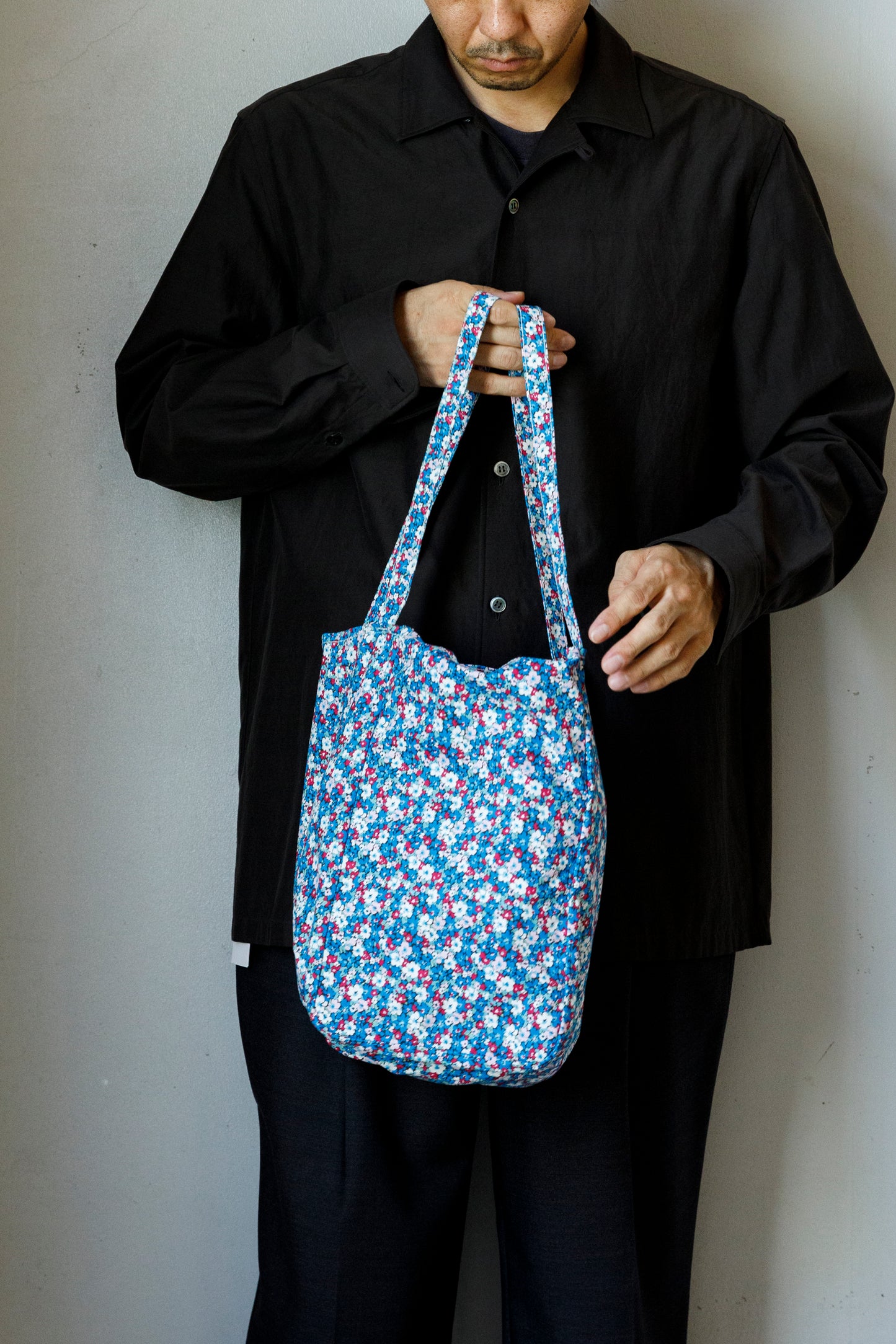 AMIACALVA F130 Eazy bag (M) - Floral Blue