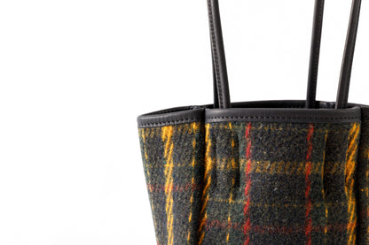 AMIACALVA A202 OILED COTTON WOOL TOTE (S) - PLAID