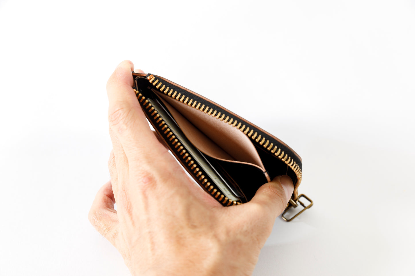 AMIACALVA AK043 CORDOVAN SHORT WALLET - Black