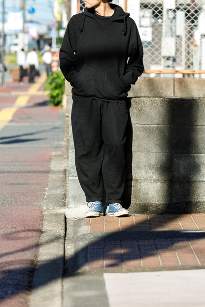 WONDER ROOM WWH-003 "WHALE" Sweat Slacks - Black