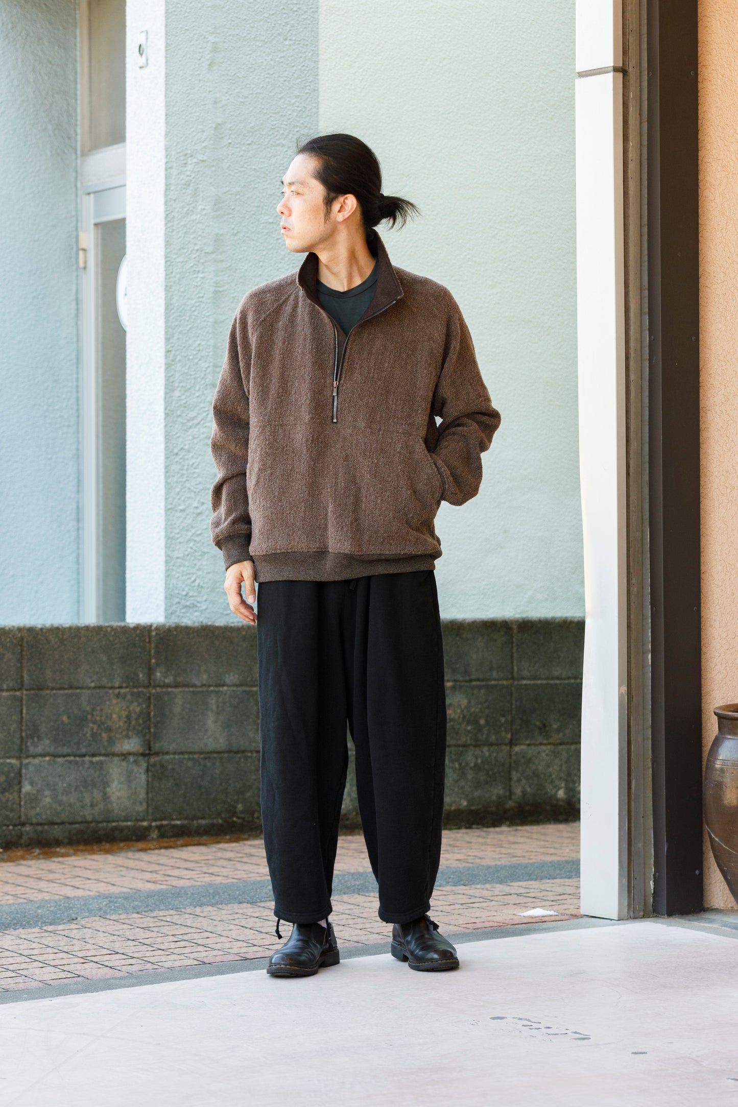 山内 25236 / アルパカボア・ジッププルオーバー - charcoal gray