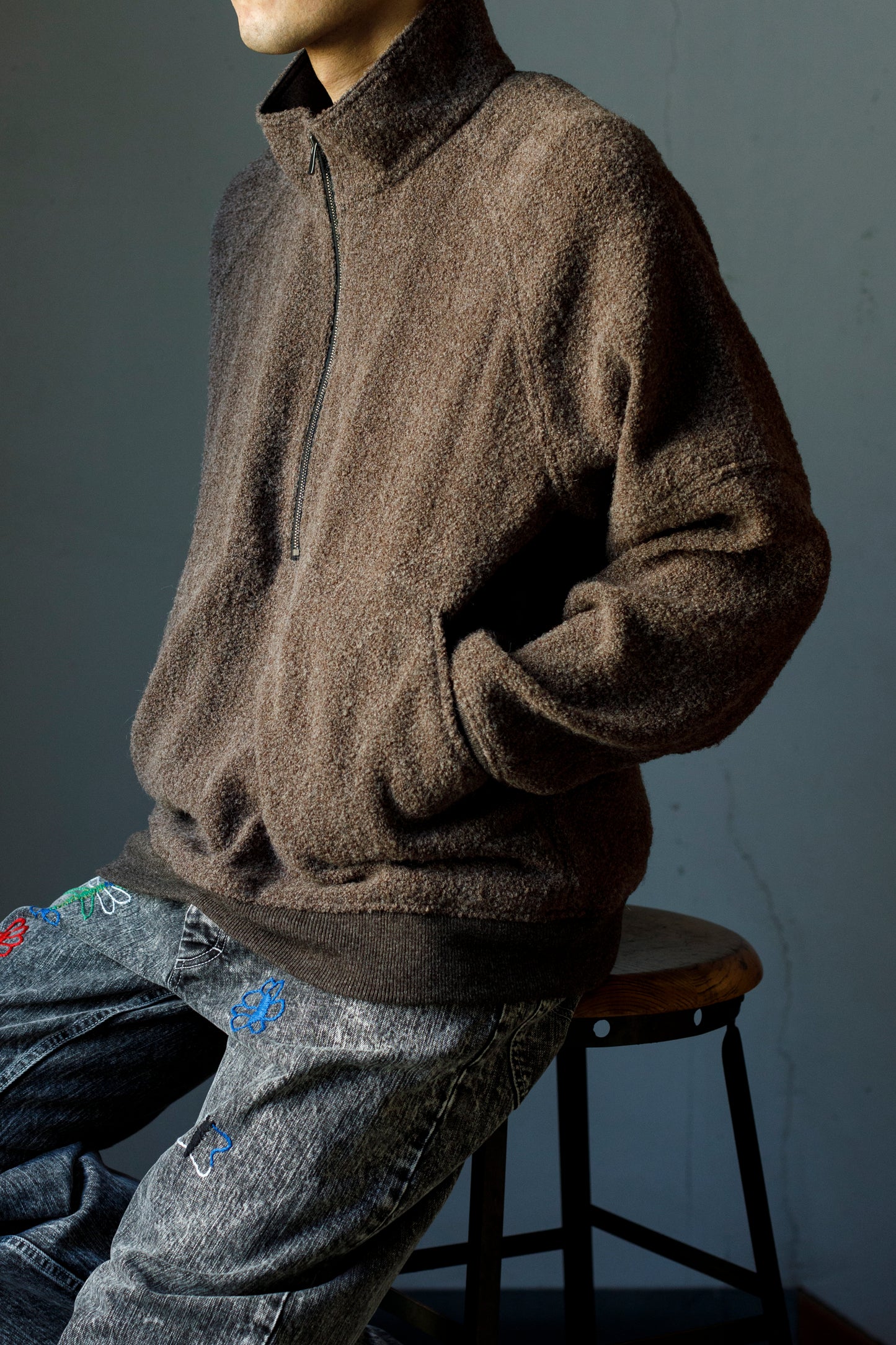 山内 25236 / アルパカボア・ジッププルオーバー - charcoal gray