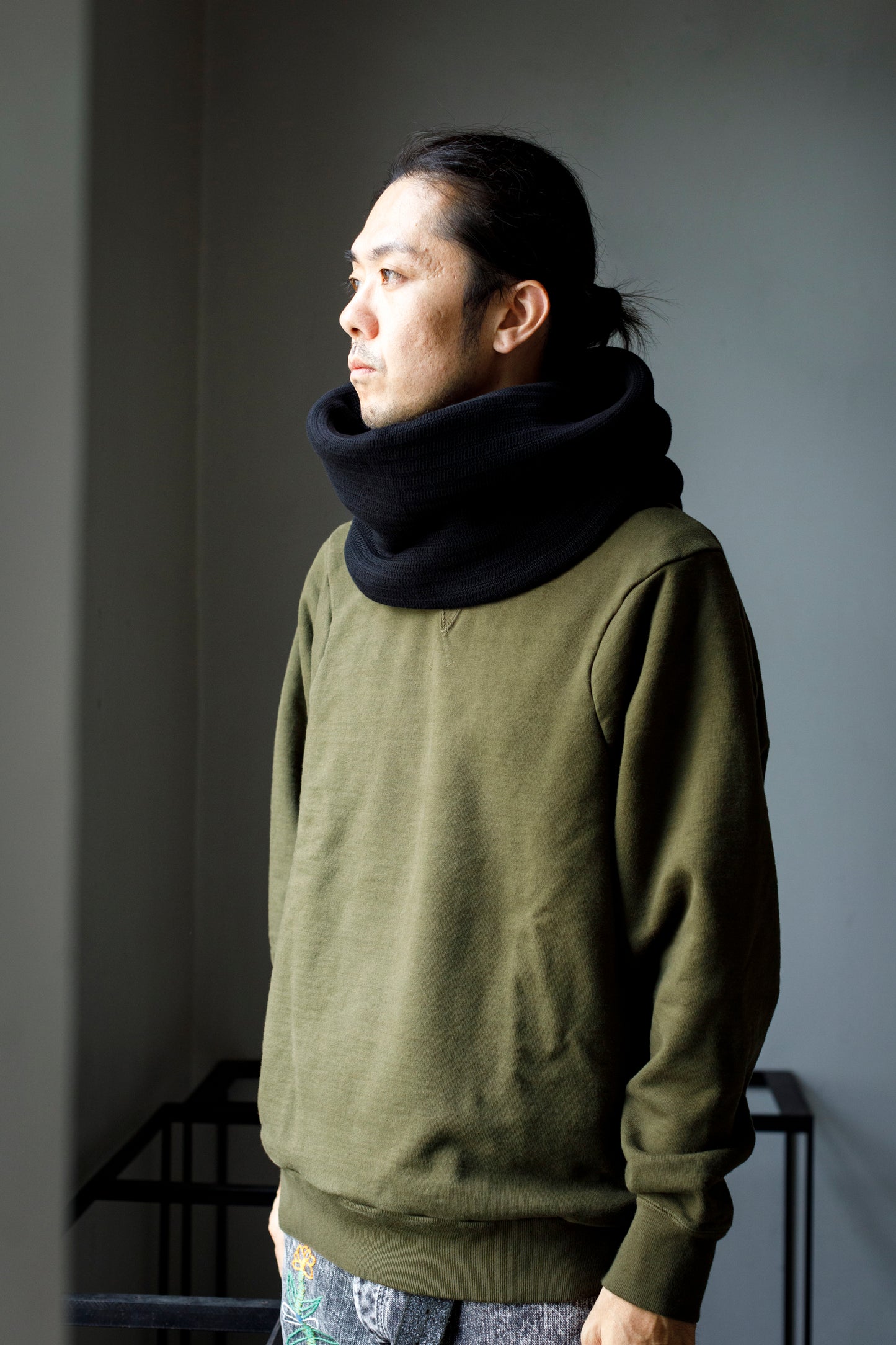 WONDER ROOM WMA-002 "MARS" Neck Warmer - Black