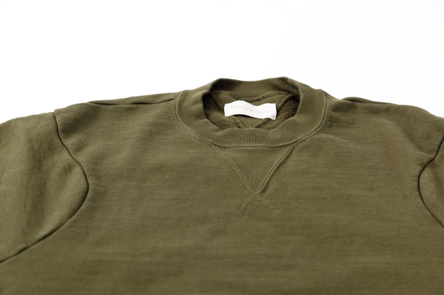 WONDER ROOM WWH-002 "WHALE" Crewneck Sweat - Olive