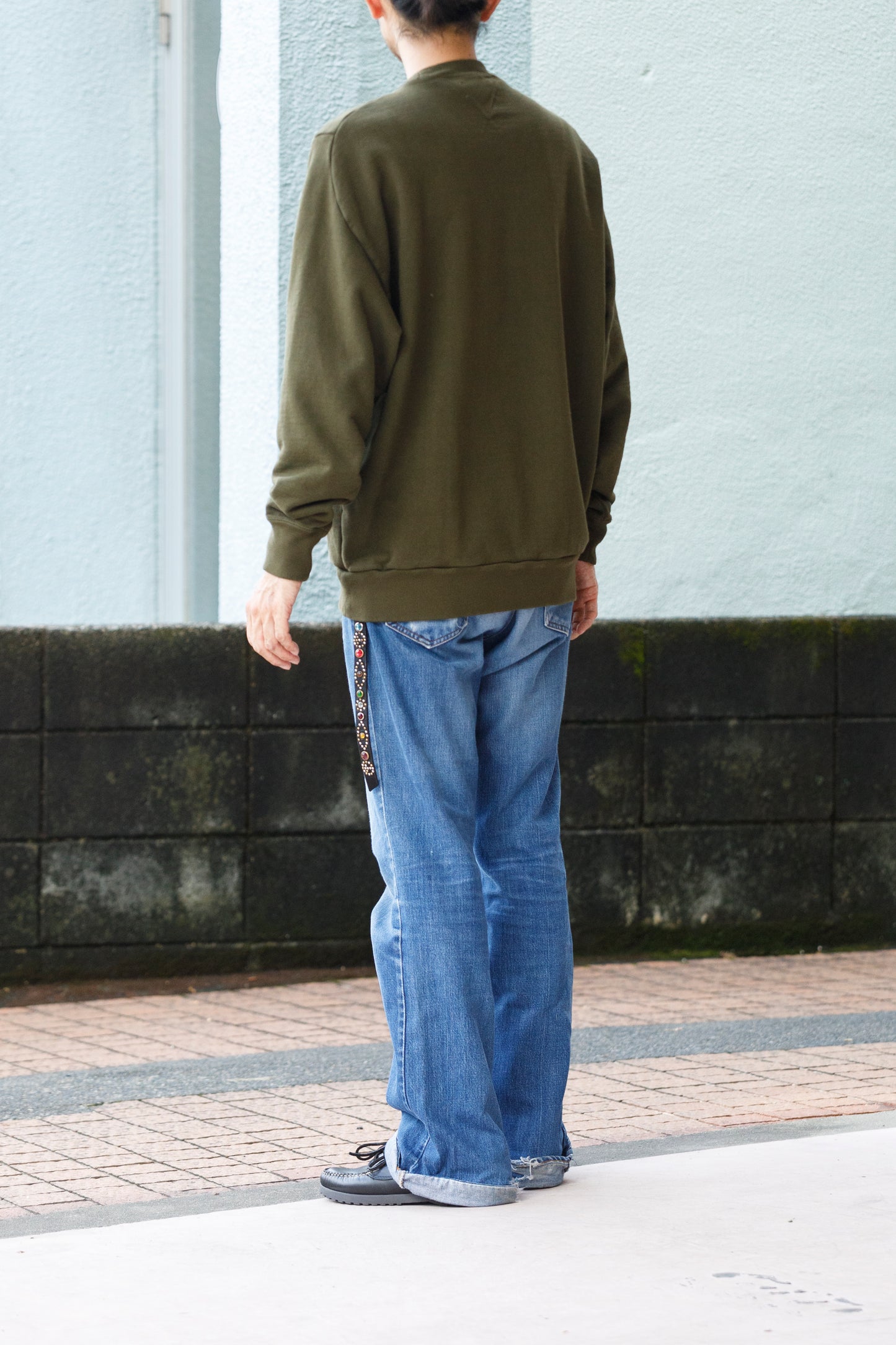 WONDER ROOM WWH-002 "WHALE" Crewneck Sweat - Olive