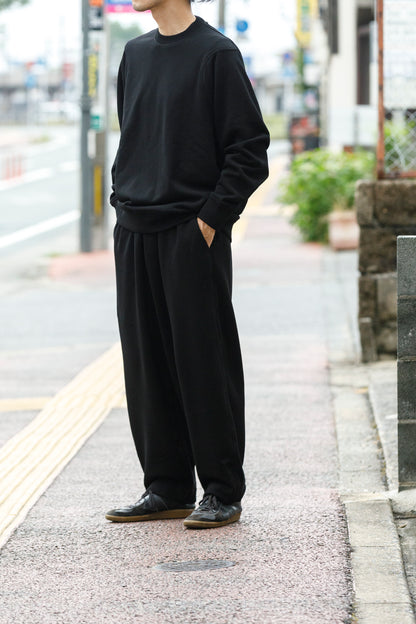 WONDER ROOM / WEG-002 "EGG" Crewneck Sweat - Black