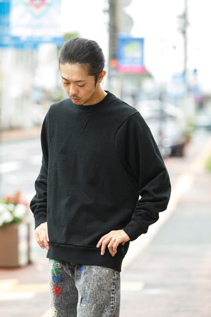 WONDER ROOM WWH-002 "WHALE" Crewneck Sweat - Black